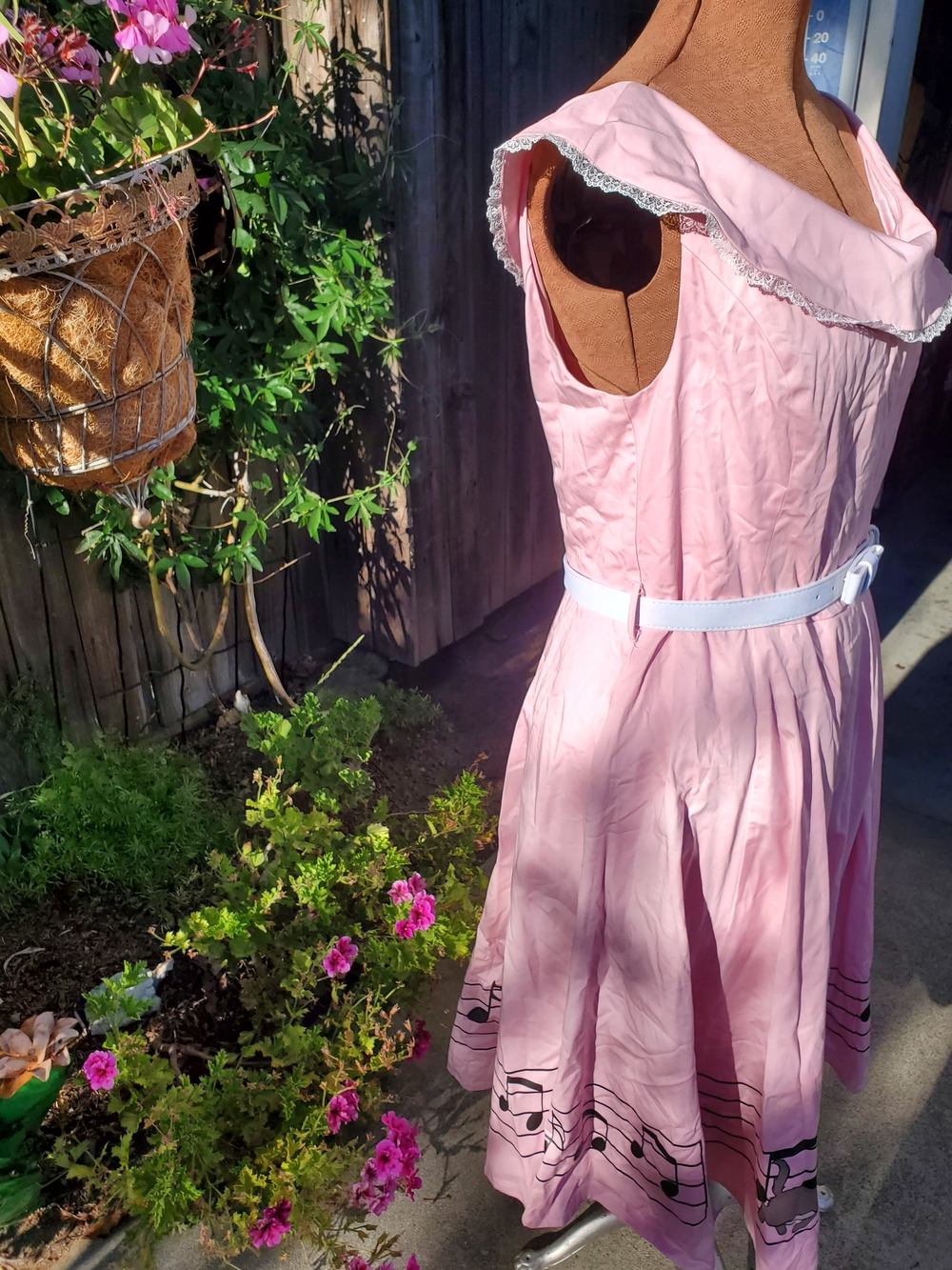 Aristocats Her Universe Pink Musical Note Border Fit-and-Flare Dress - Picture 5 of 11